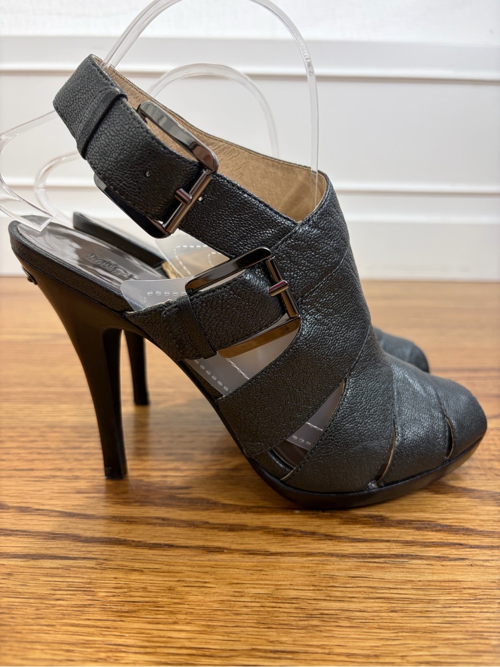 MK Nora Black Leather Strappy High Heel Peep-Toe Sandals (9)
